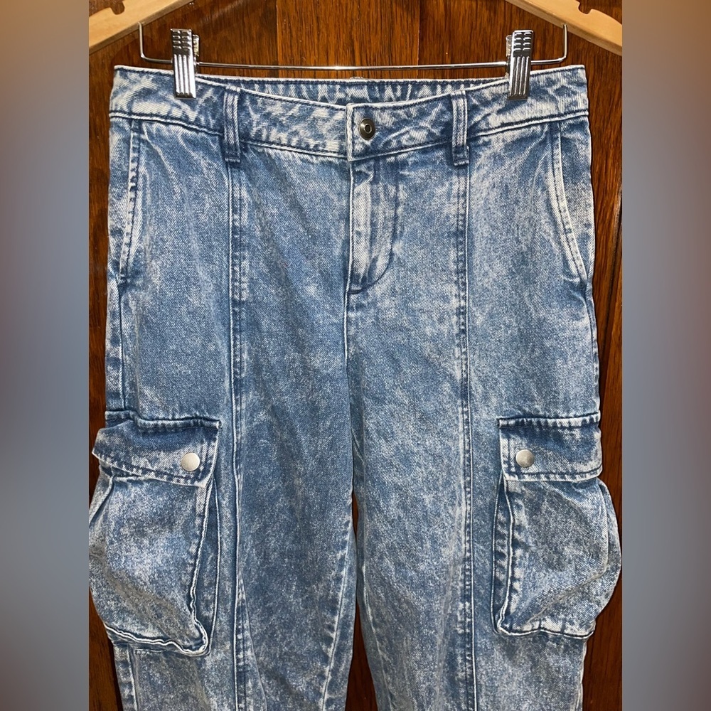 Future Collective with Kahlana Barfield Brown Medium Wash Cargo Jeans - Picture 3 of 11